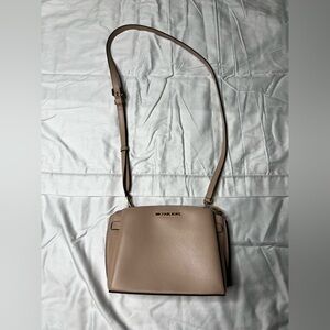 michael kors crossbody